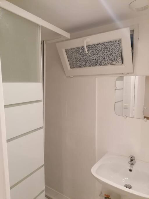 Superbe Logement Apartment Drancy Bagian luar foto