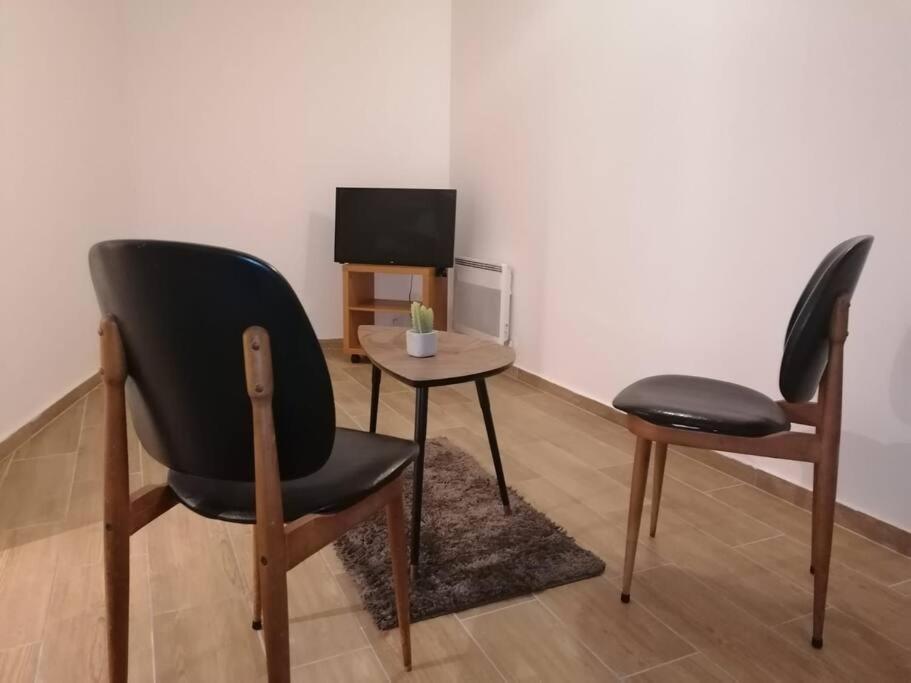 Superbe Logement Apartment Drancy Bagian luar foto