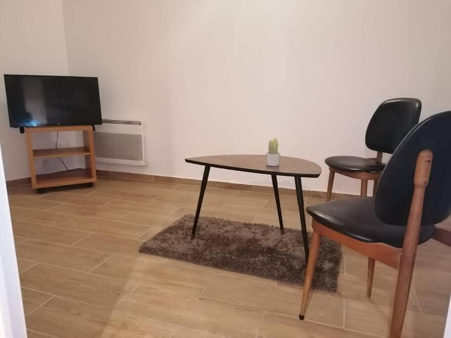 Superbe Logement Apartment Drancy Bagian luar foto